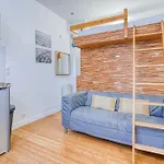 Charmant Studio Boulevard Voltaire - II