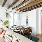 Luxurious 2 Bedroom Canal Saint Martin Saint Lazare