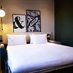 Mercure Paris Tour Eiffel Pont Mirabeau