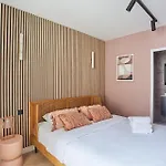 Residence Beaubourg By Studio Prestige