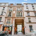 33 - Flat Av des Champs-Élysées