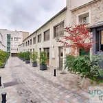 33 - Flat Av des Champs-Élysées