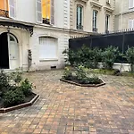 Magnifique Studio Champs-Elysee