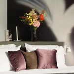 New Hotel Republique - Ex Albert\'S Hotel