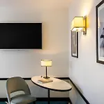 Hotel Aiglon