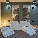 Residense Montmartre By Studio Prestige
