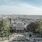 Rare Appartement D\'Architecte En Haut De Montmartre