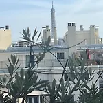 Appart Terrasse Vue Tour Eiffel
