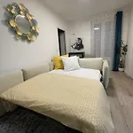 2 Pieces Proche Centre Ville Et Transport