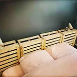 Typical Stylish Parisian Studio - Bastille Area