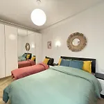 Paris-Alesia Super Appartement 2 Pieces De 39M2 - Tres Cosy Pour 1 - 5 Personnes Totalement Refait A Neuf -Entire Apartment Luxurious And Warm -Paris Alesia 14Eme - Proche Aeroport Paris-Orly - Parc Des Expositions Porte De Versailles Free Wifi Gratu