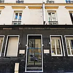 Modern\'S Hotel
