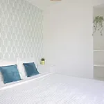Luxury In The So Chic 16Th District