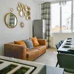 Sacre-Coeur Modern 4Bd With Sauna For 10 Guests!