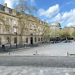 Appartement Saint-Gervais -The Stay Le Marais - Amazing High End Renovated Accommodation Hotel De Ville