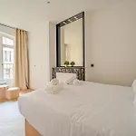 Sumptuous & Serene Parisian Flat