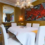Chic Flat 2 Rooms Georges V