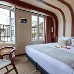 Hotel Sacha