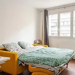 Superbe Studio Paris Gambetta