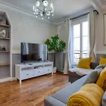Parisian Gem: Heart Of The Latin Quarter- 2Br Lift