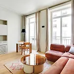 Pick A Flat\'S Apartment In Bonne Nouvelle - Rue D\'Aboukir