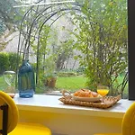 Agreable 2 Piece Au Coeur De 17 Arrondissement
