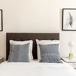 Latin 1Br Nice Area