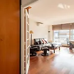 Paul Valery - Spacieux Appartement Proche De L\'Arc De Triomphe