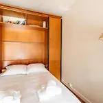 Paul Valery - Spacieux Appartement Proche De L\'Arc De Triomphe
