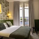 Hotel Clement