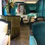 Hotel George Washington