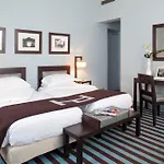 Hotel Duret Paris Champs Elysees