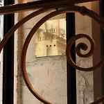 Le Clos Medicis