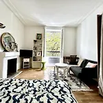 Central 1Br Near Montmartre