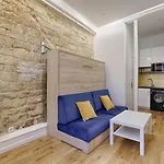 Beau Studio 2P En Plein Coeur Du 2E