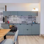 Exceptionnel Duplex A Proximite De Montmartre!