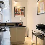 Bright And Luxurious Apt In The Heart Of Paris