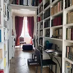 Bright And Luxurious Apt In The Heart Of Paris