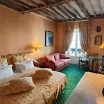 Le Relais Médicis
