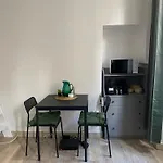 Charmant Studio Au Coeur De Paris
