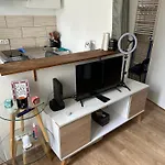 Studio Equipe, Lumineux A Paris