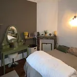 Cozy 51 M In The Heart Of Gobelins