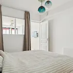 Cosy Stay In Typical Montmartre