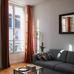 Luxurious Apartment In Marais