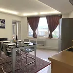 L\'Appartement Des Champs Elysees