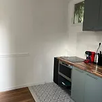 Cosy Appartement In Paris