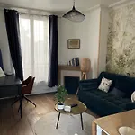 Cosy Appartement In Paris