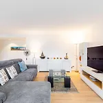 Guestready - Apt Avec Balcon A La Place D\'Italie