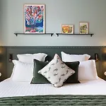 Paris Home Collection Serviced Apartments In Opera - Rue Saint-Lazare
