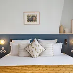 Paris Home Collection Serviced Apartments In Opera - Rue Saint-Lazare